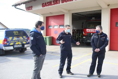 HITRI TEST COVID 19 BEGUNJE PRI CERKNICI 06 FOTO LJUBO VUKELIČ